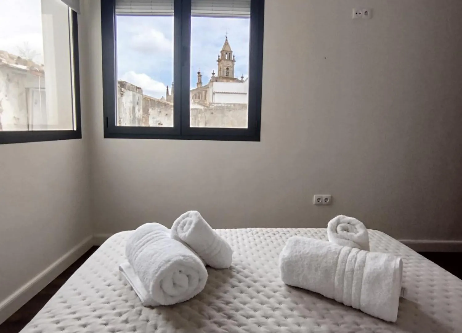 הוילה חרז Preciosa Casa Centro Historico Jerez, Parking Privado+ Wi-Fi 0*,